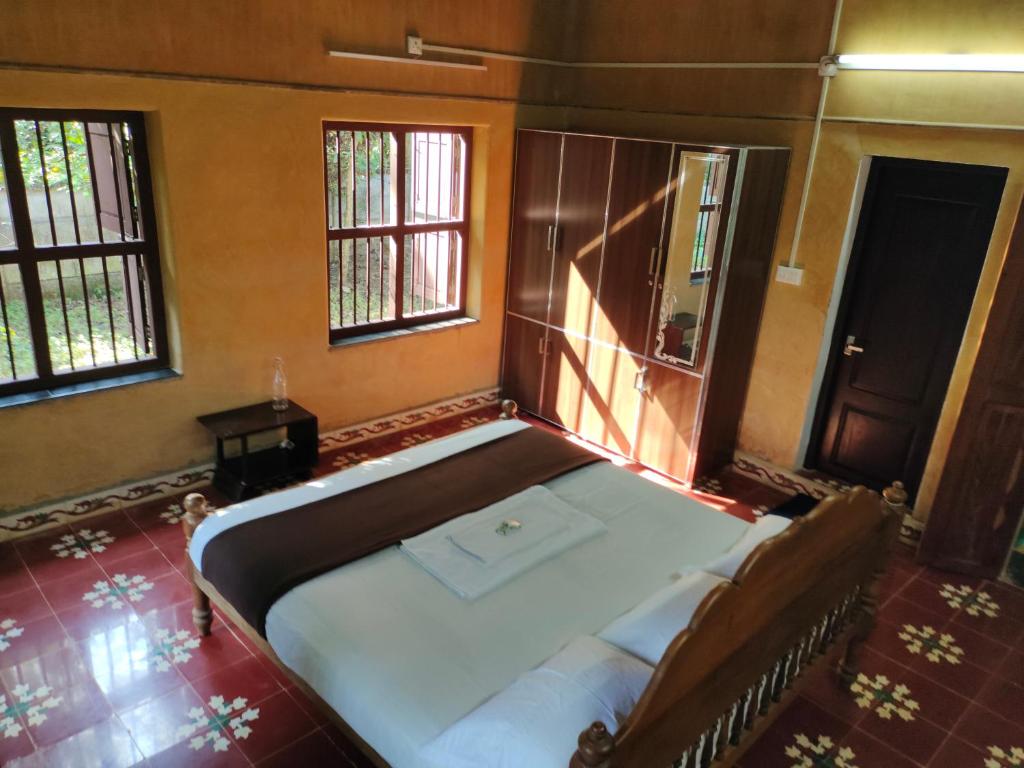 Heritage Room - Traditional Kerala Architecture